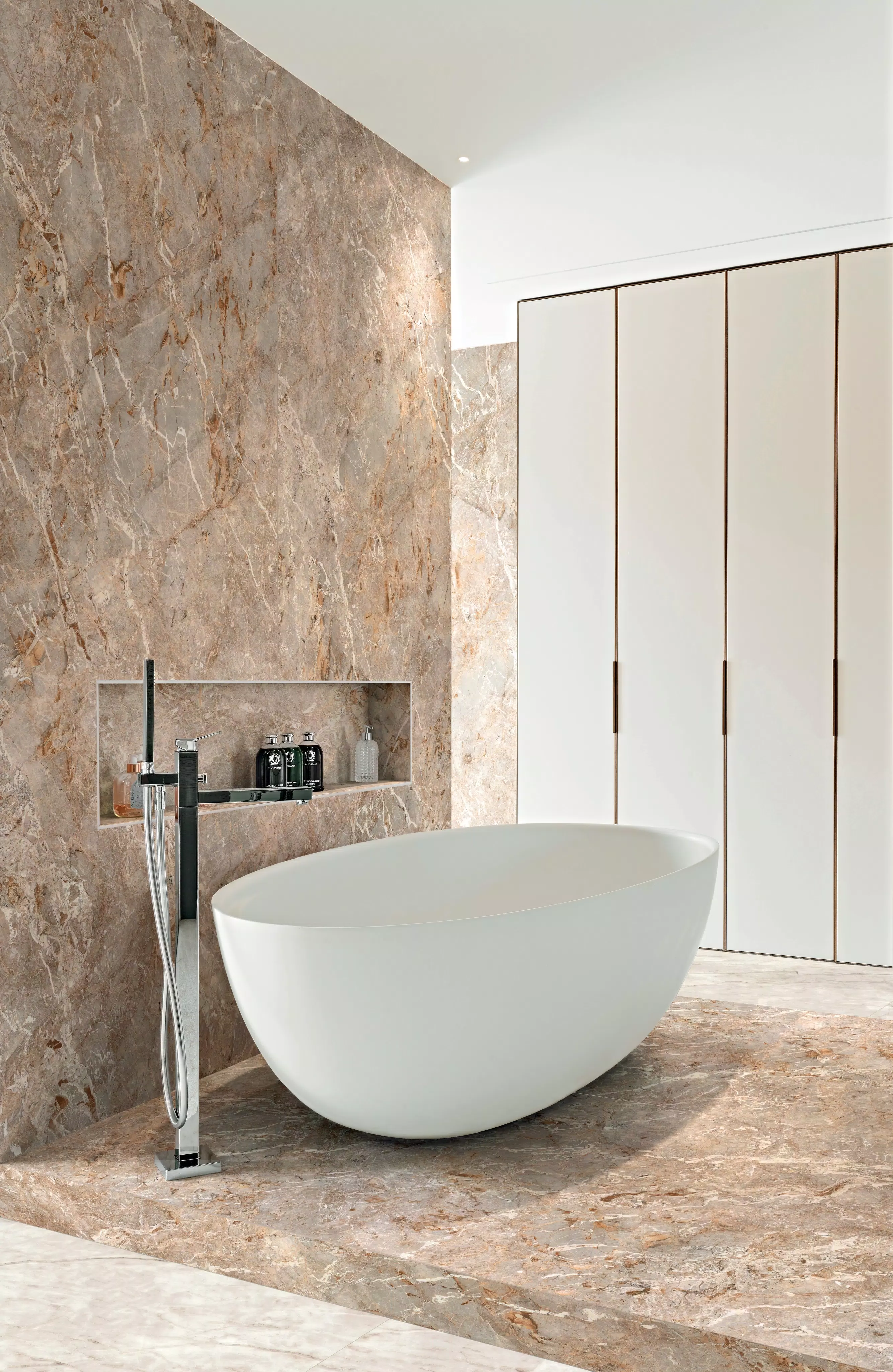 Glam-Luxe_F_A1_Coral reef 120x280_Mahal 60x120 | Florim