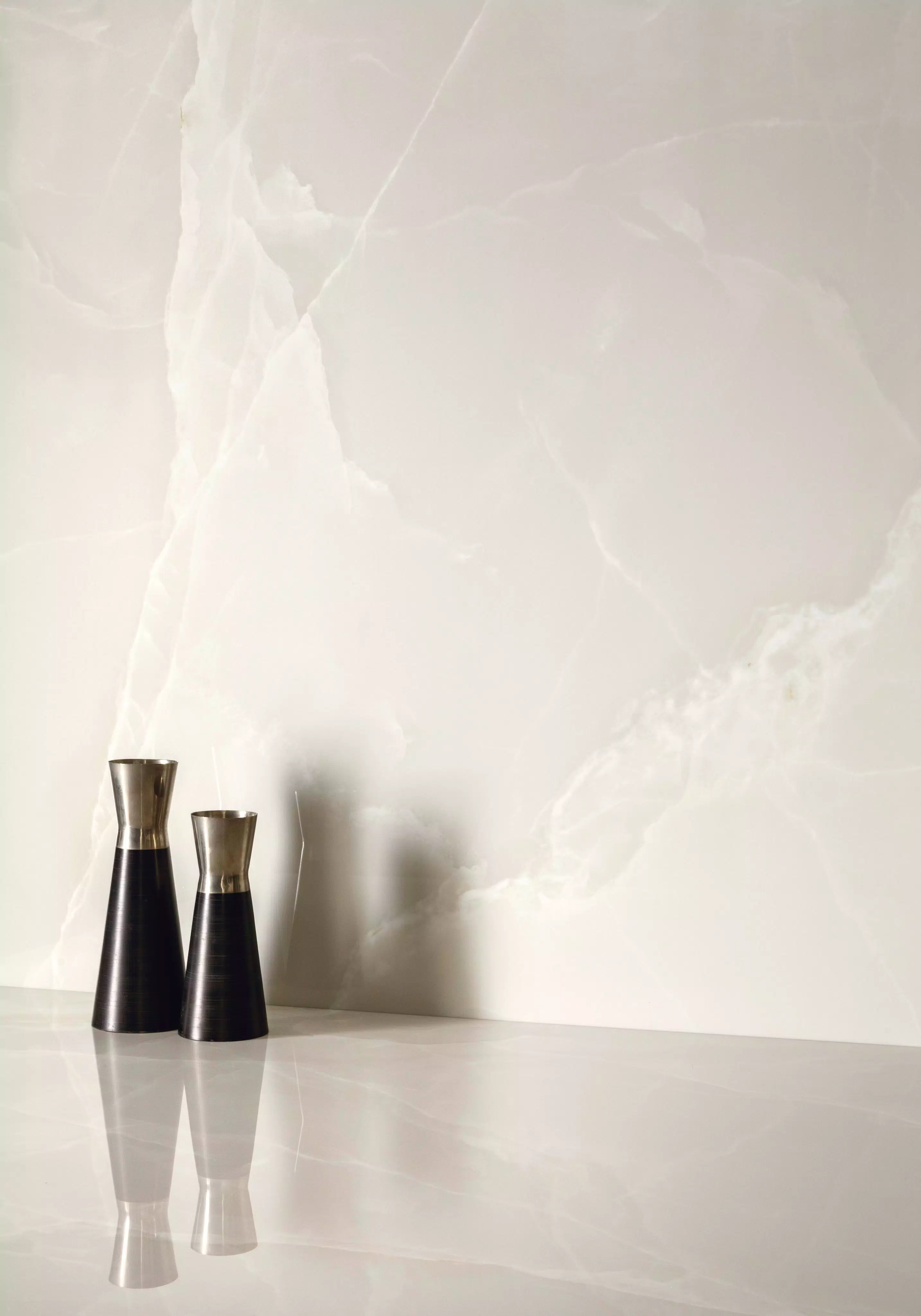 Eccentric Luxe - cloudy white 126 | Florim