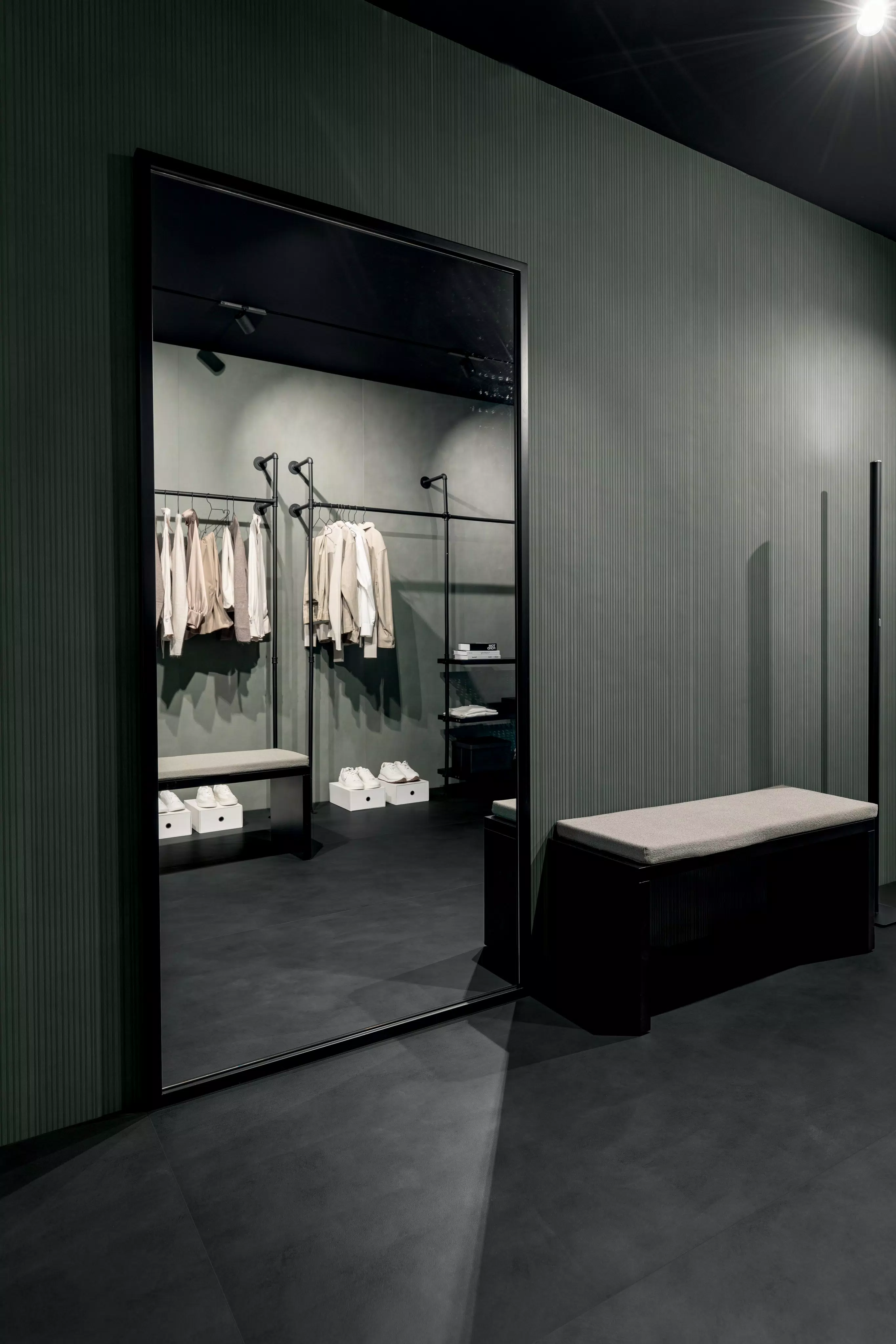 Essential Mood ambiente shop 12 | Florim