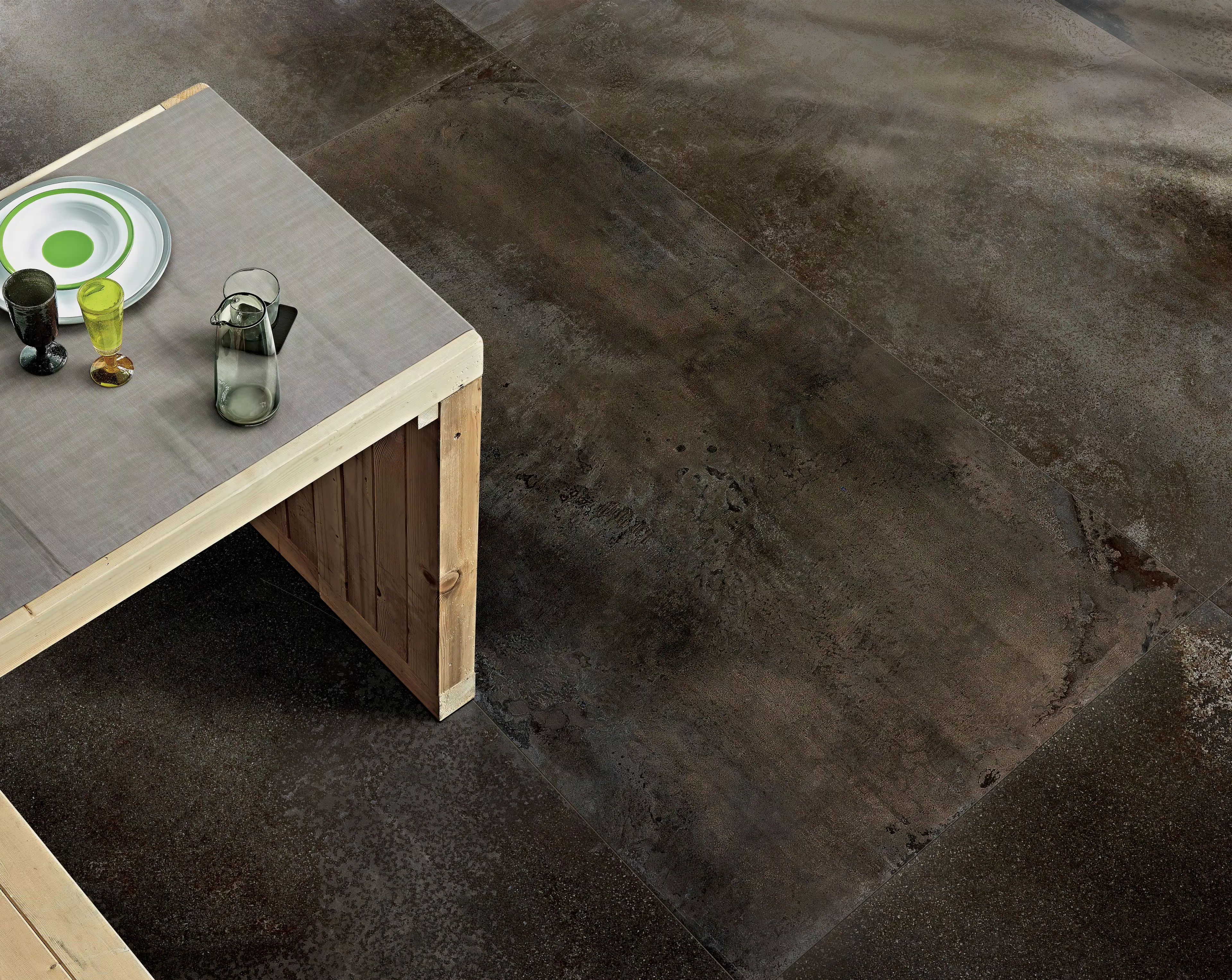 aged.bronze.8 | Florim