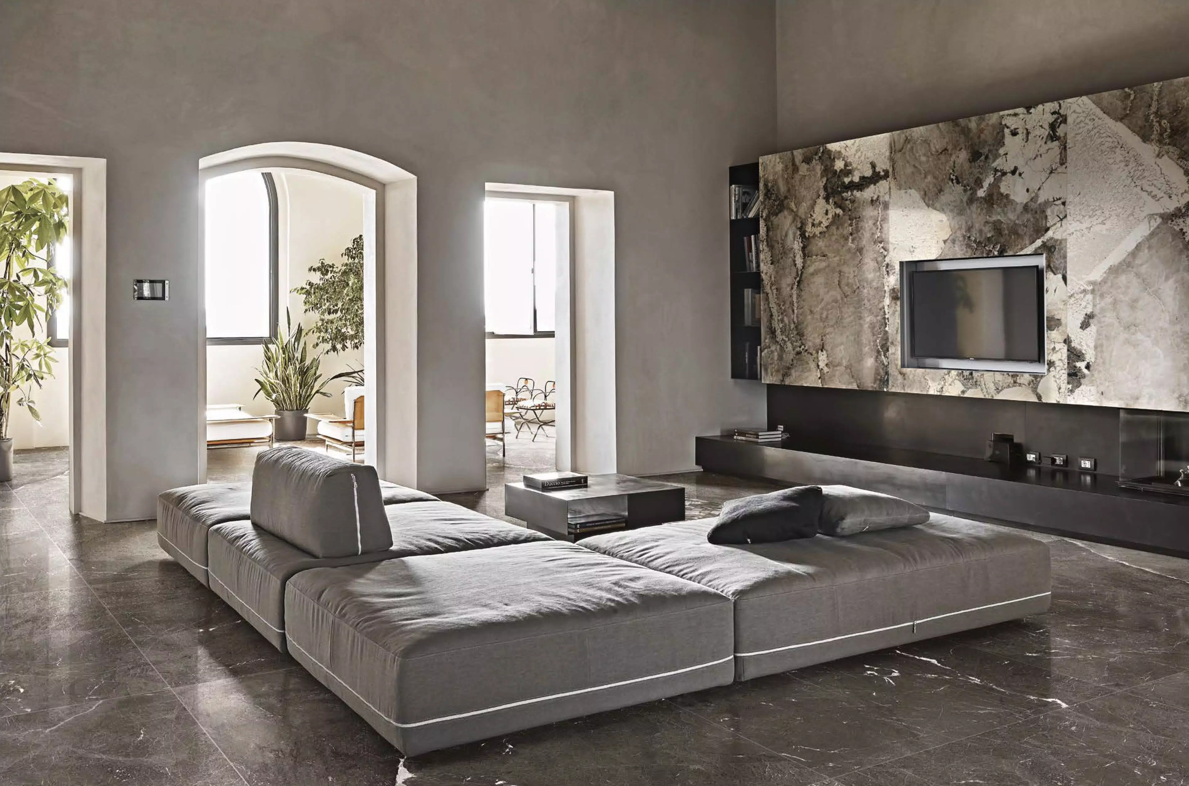 Heritage Luxe - Hemerald 120x240 brown 120x120 Dec Haze | Florim