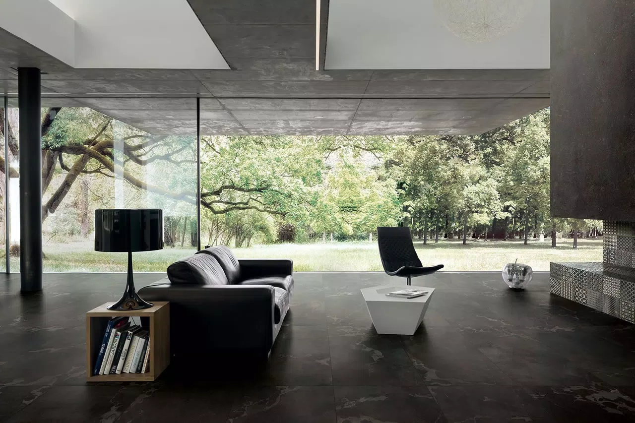 Informal minimalism from the Esprit collection