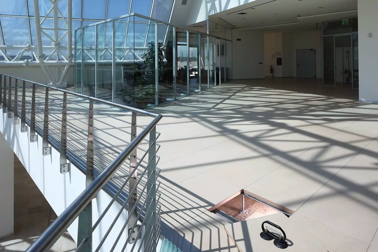 Raised floor Scarpe&Scarpe business area - Turin (IT)