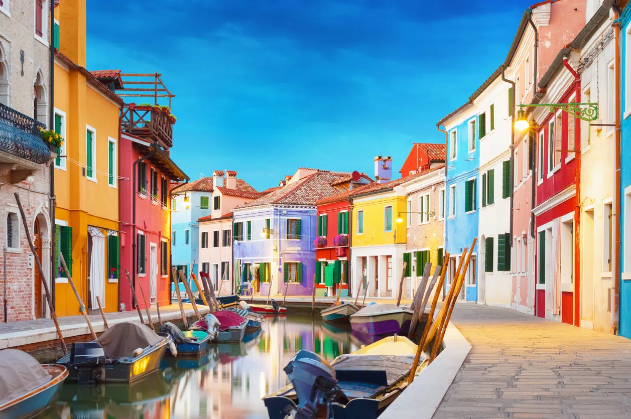 Burano Venezia palazzi colorati