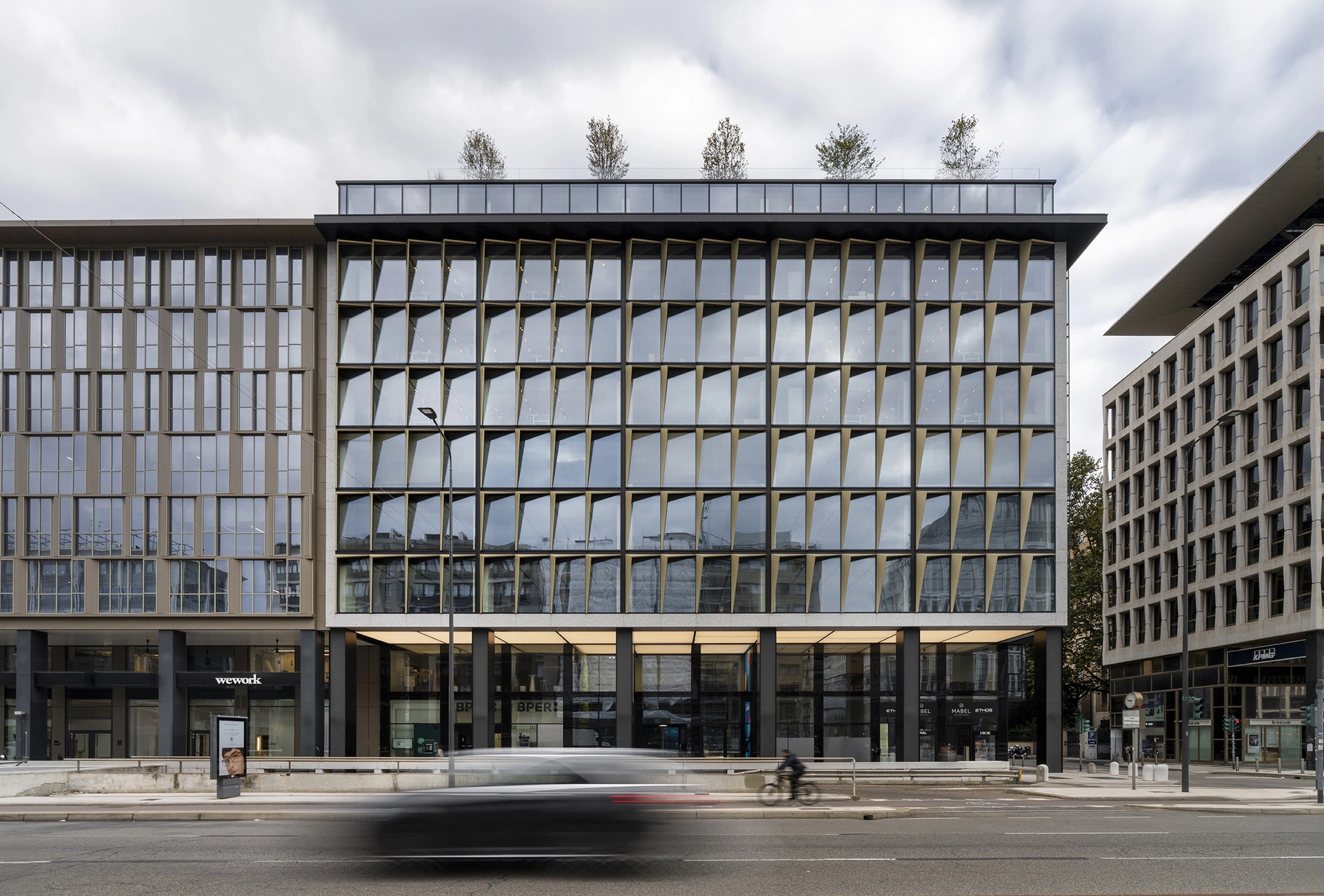 Ventilated façade Vittor Pisani | Florim