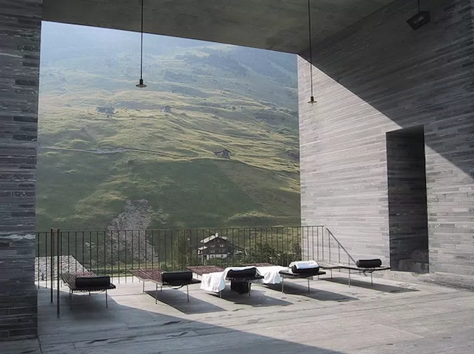 Peter_Zumthor_spa_of_Vals 