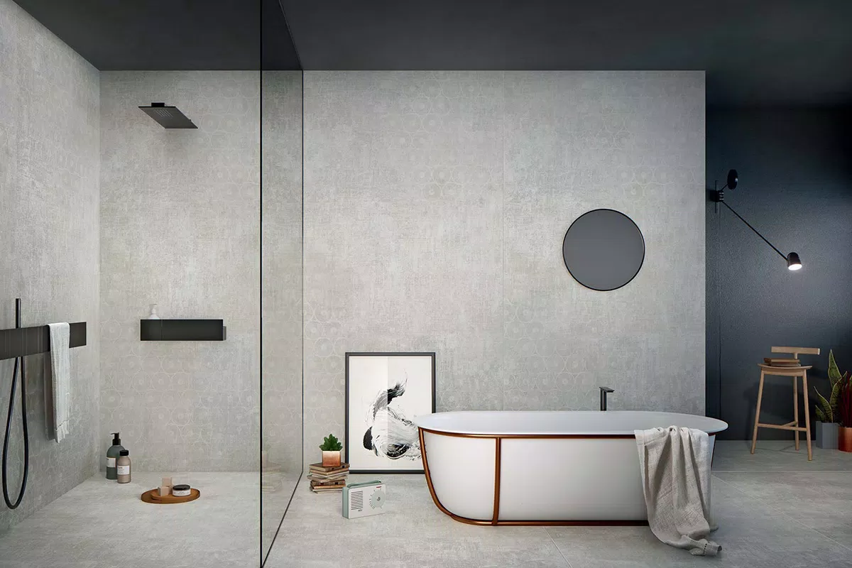 bathroom design with ceramic tiling