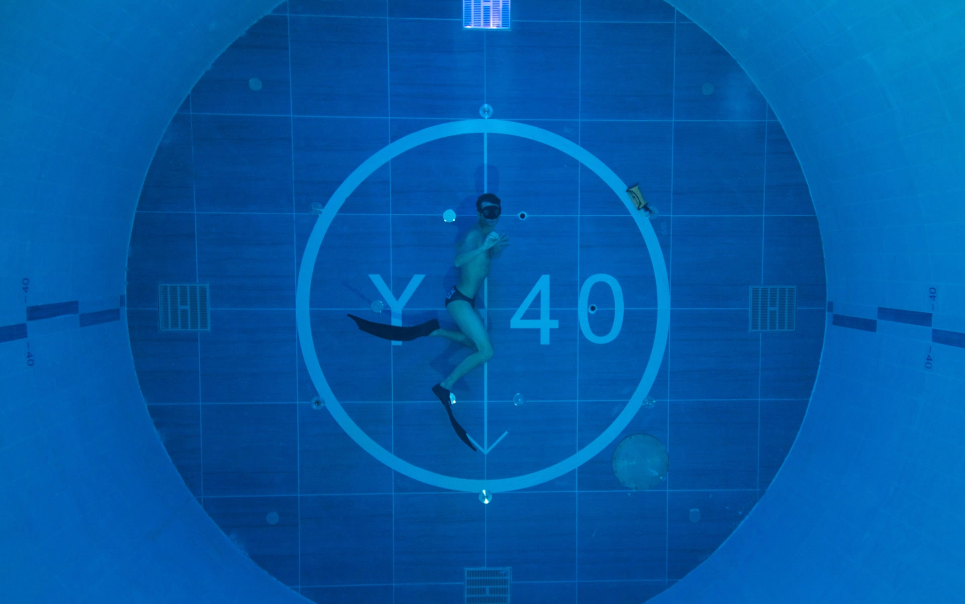 Y-40 swimming pool | Florim